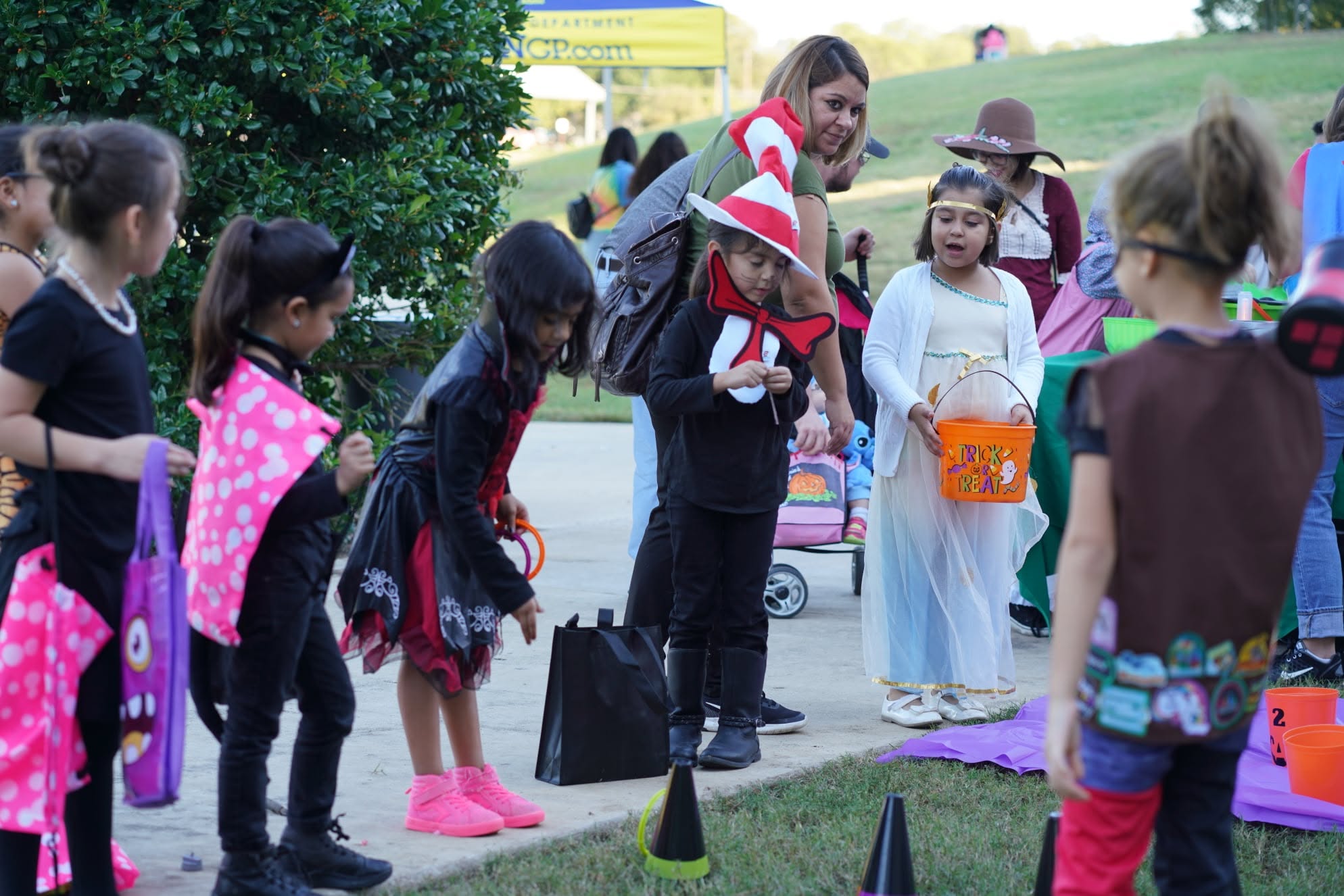 Kids trick-or-treating