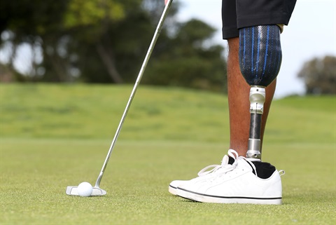 Adaptive Golfer Putts on the Green