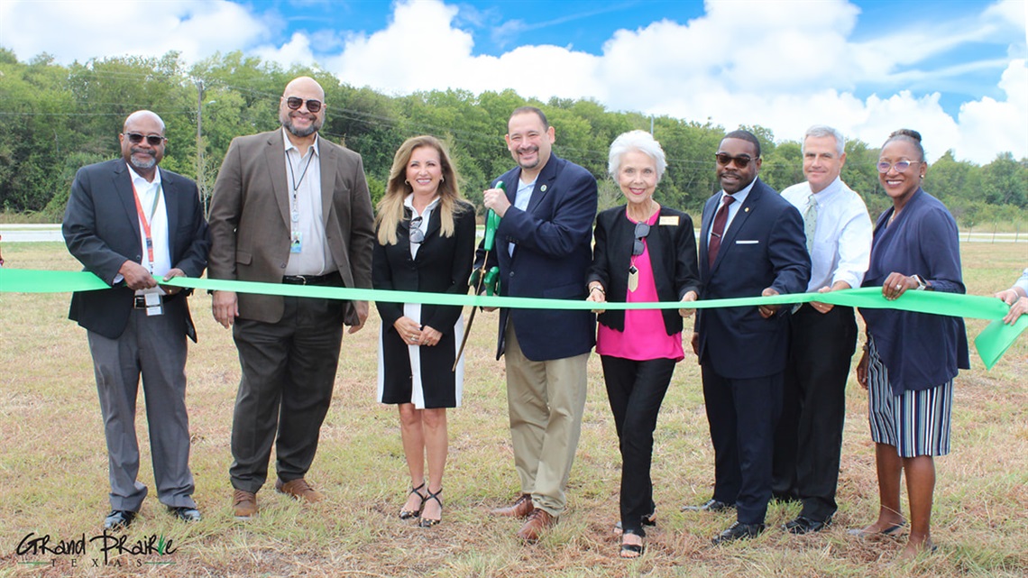 Ribbon Cutting Event for Camp Wisdom Road Completion 