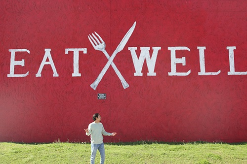 Eat Well Mural in Grand Prairie